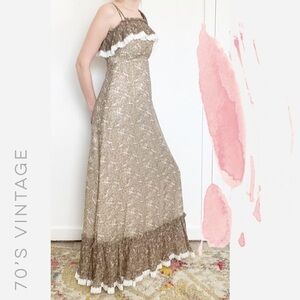 Vintage Nadine 70’s brown floral ruffle maxi dress‎